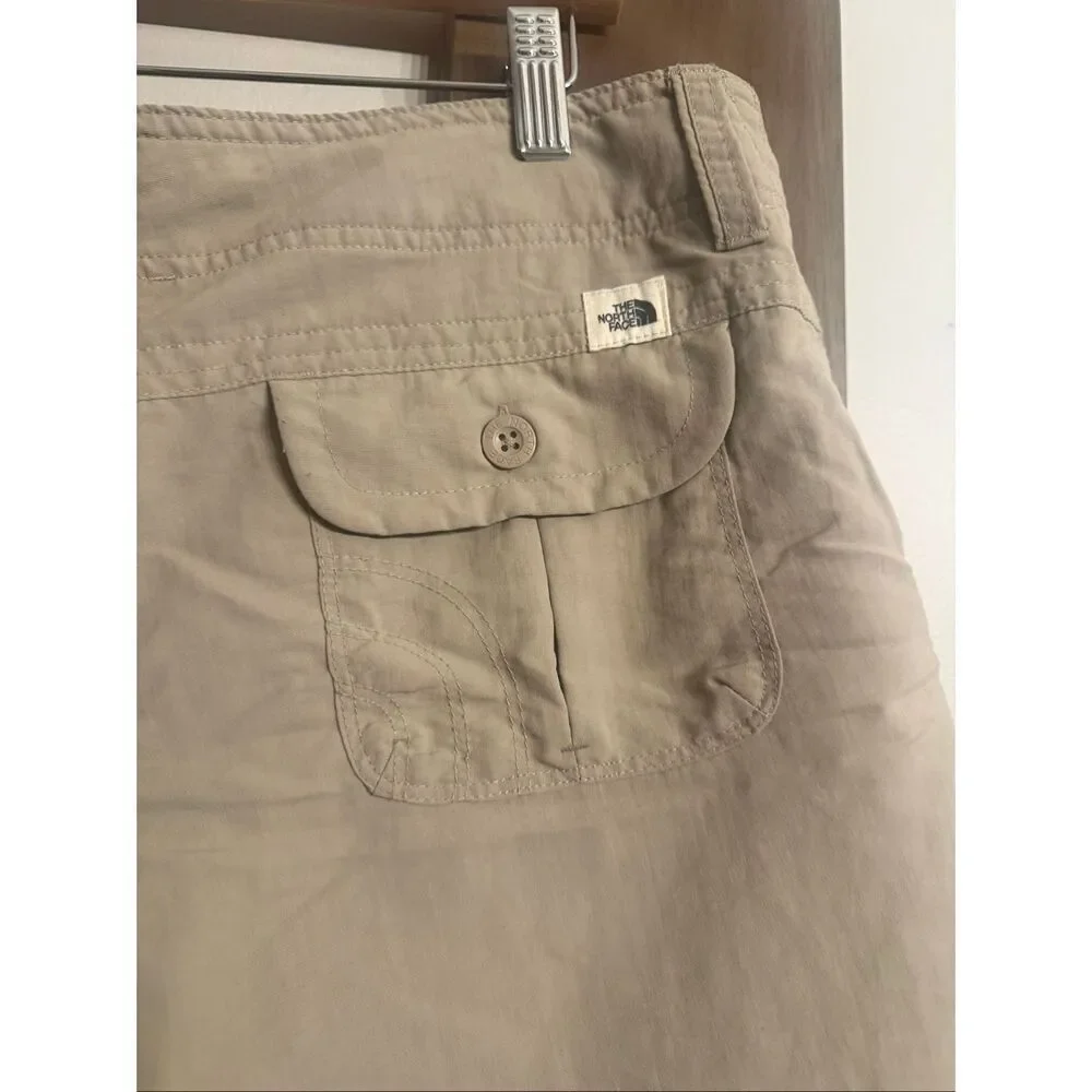 The North Face Beige Stretch Hiking Outdoor Pockets Nylon Cargo Shorts Size‎ 8